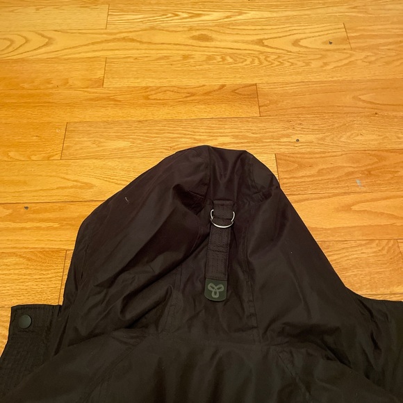 Aritzia Jacket - Picture 5 of 7